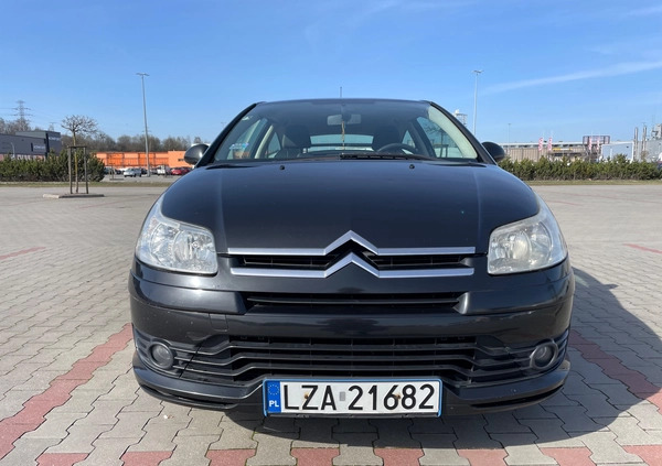 Citroen C4 cena 6900 przebieg: 228236, rok produkcji 2005 z Gdańsk małe 106